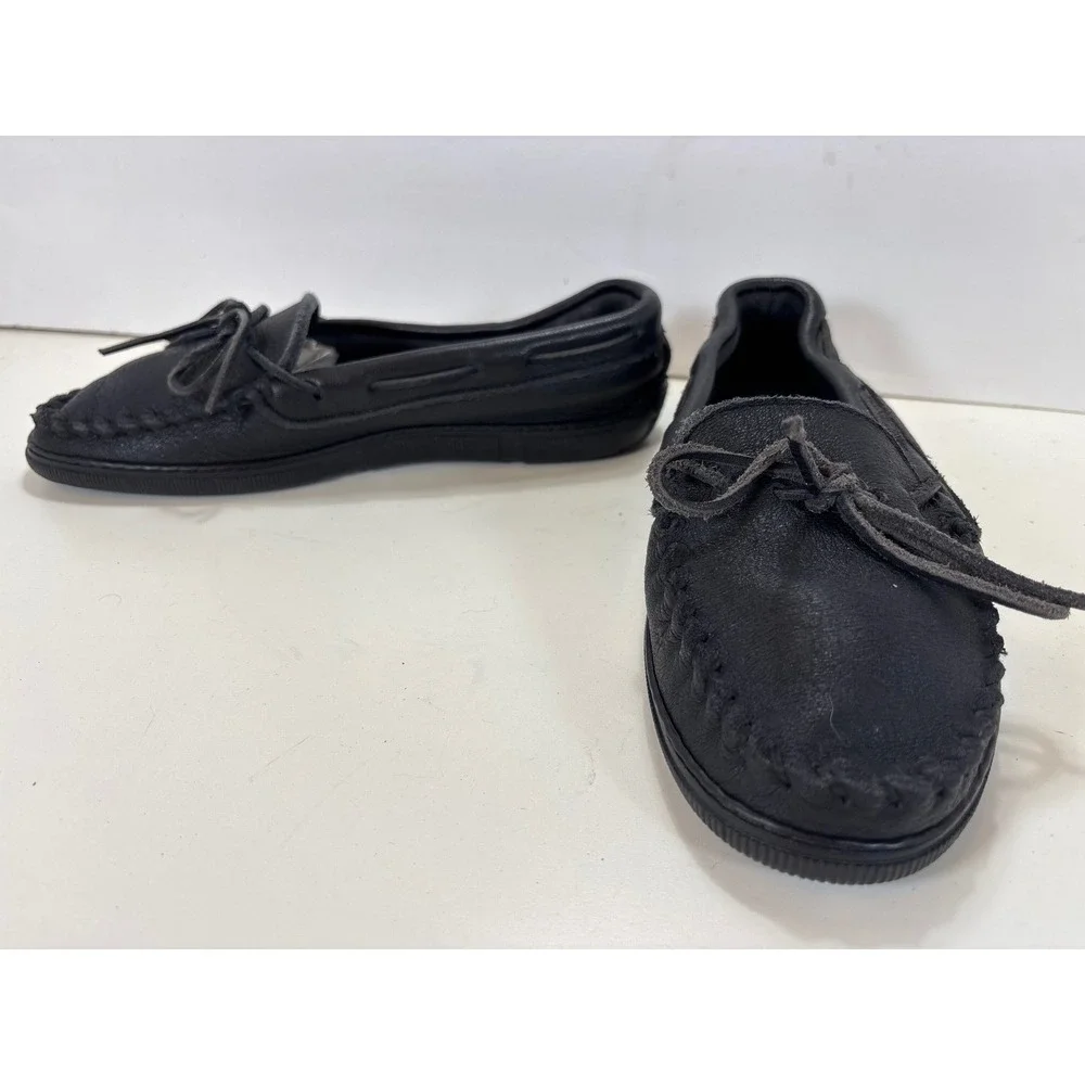 Minnetonka Moosehide Classic Moccasins Black Leather Loafers Men 8.5 US